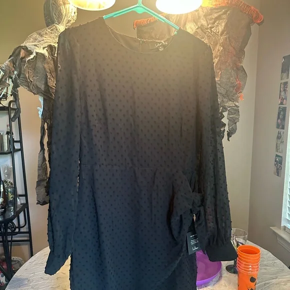 Lulus dress black size medium super cute never worn - Picture 4 of 5